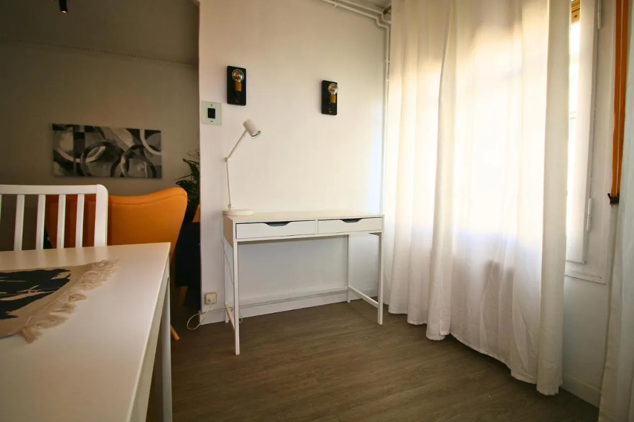 Apartment In The Centre Perfect For Long Term Barcelone